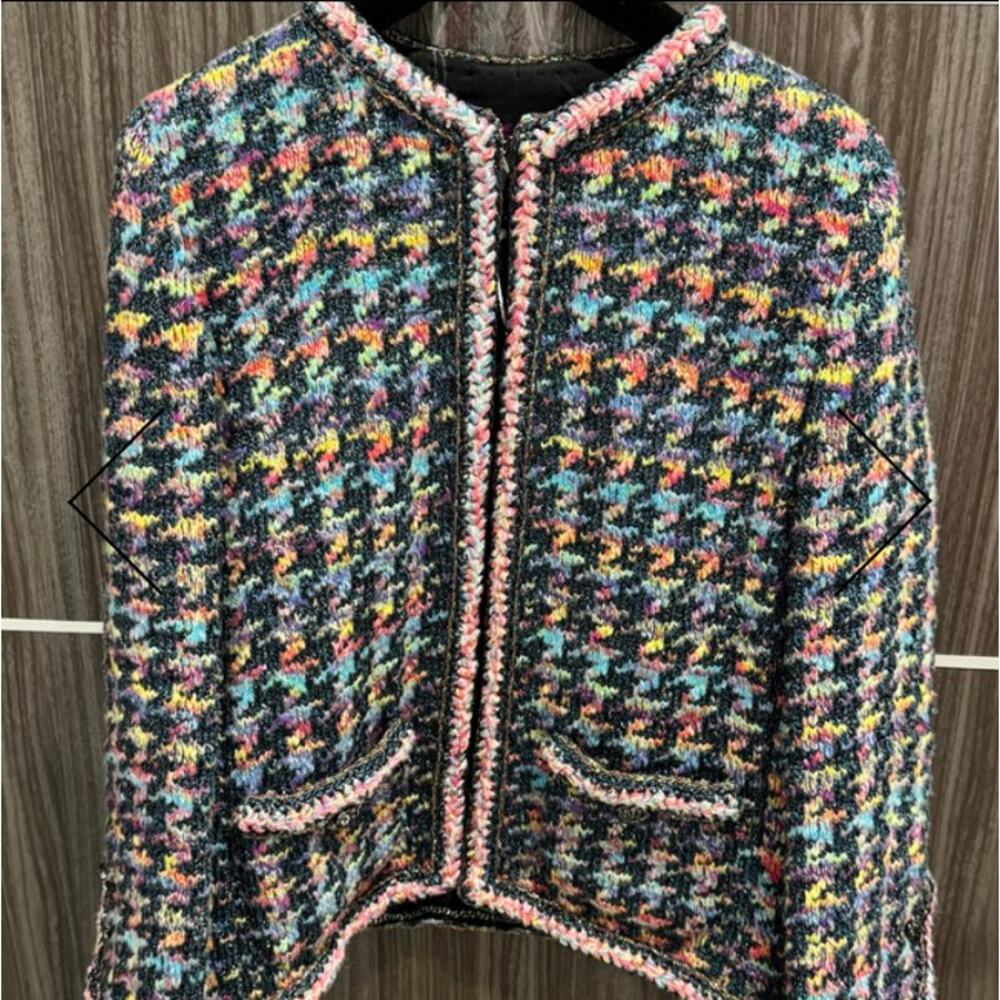 *AUTHENTIC* CHANEL - Multicolor Tweed Jacket, Size 42